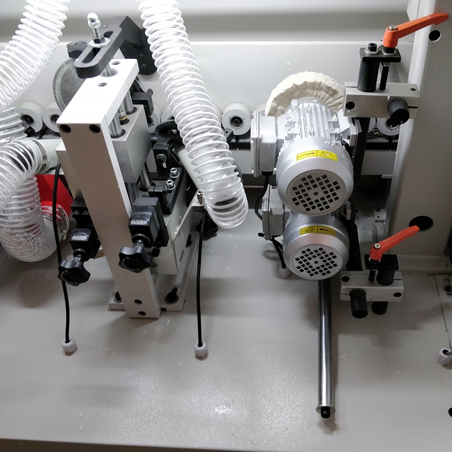 Автоматический кромкооблицовочный станок WOODTEC Compact H355Фото 7127-03.jpg