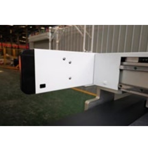 Планшетно-режущий плоттер DELTAMACHINERY CDM3016RTФото 7152-08.jpg