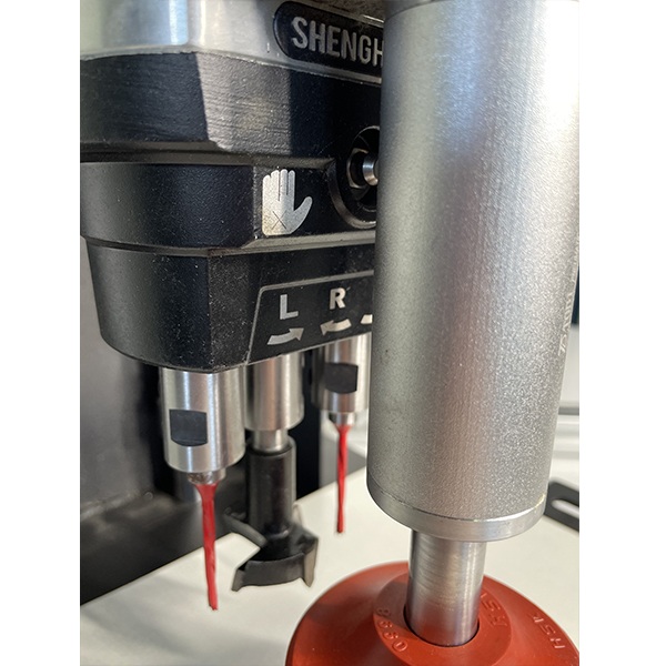 Сверлильно-присадочный станок под петли DELTAMACHINERY DM-9Фото 7161-02.jpg