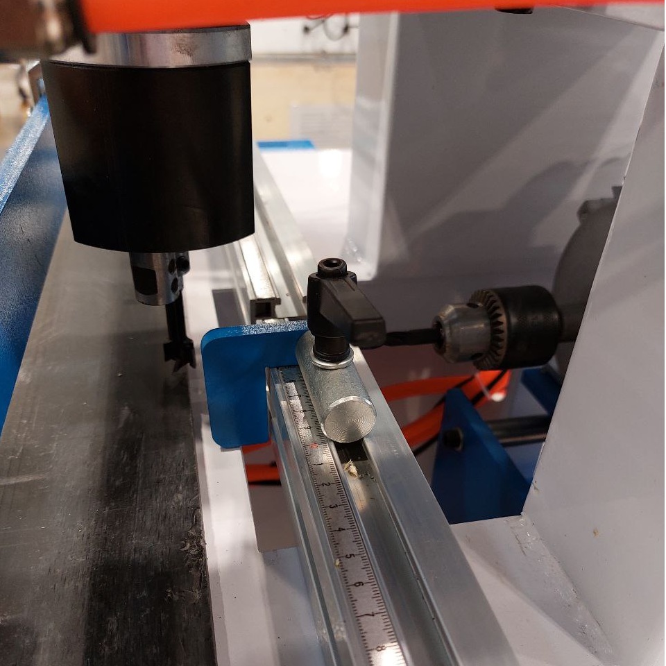 Сверлильно-присадочный станок под петли и эксцентриковые стяжки DELTAMACHINERY DM-8Фото 7162-10.jpg