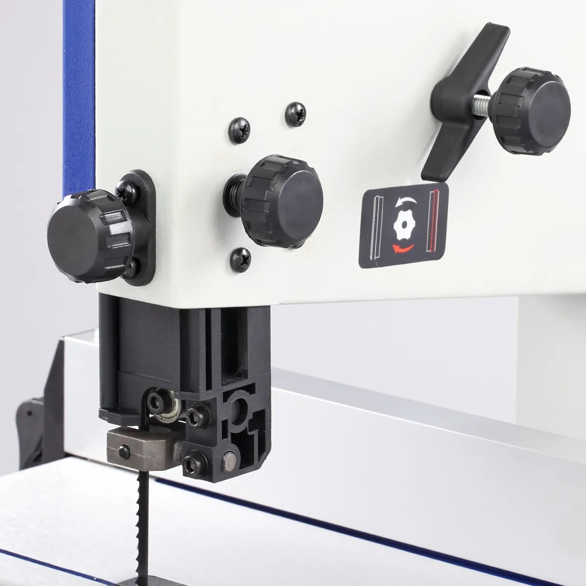 Станок ленточнопильный BELMASH WBS-228PФото 7212-11.jpg