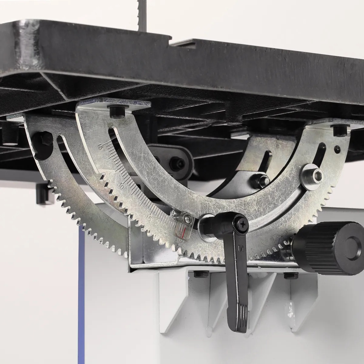 Станок ленточнопильный BELMASH WBS-304Фото 7214-08.jpg