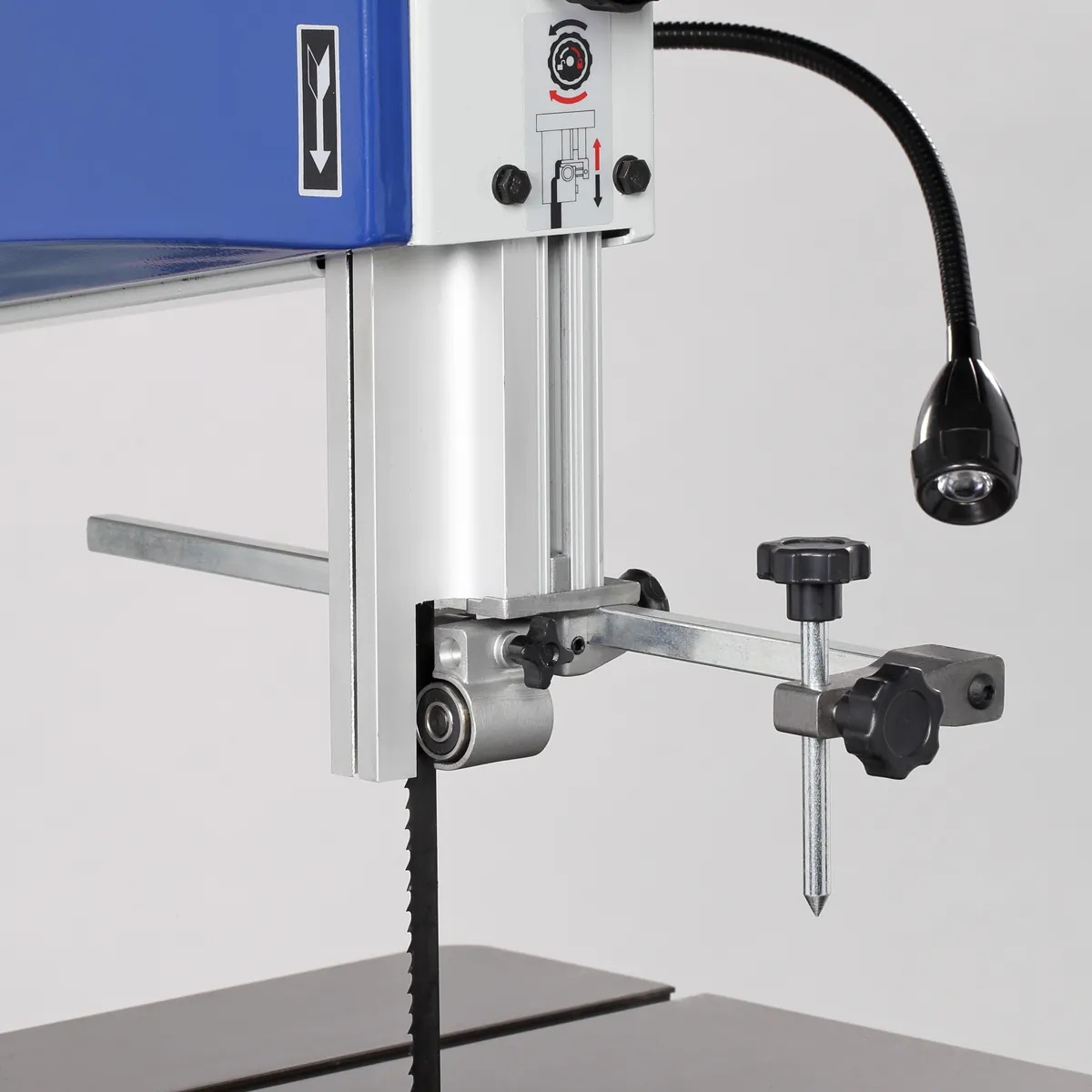 Станок ленточнопильный BELMASH WBS-304Фото 7214-09.jpg