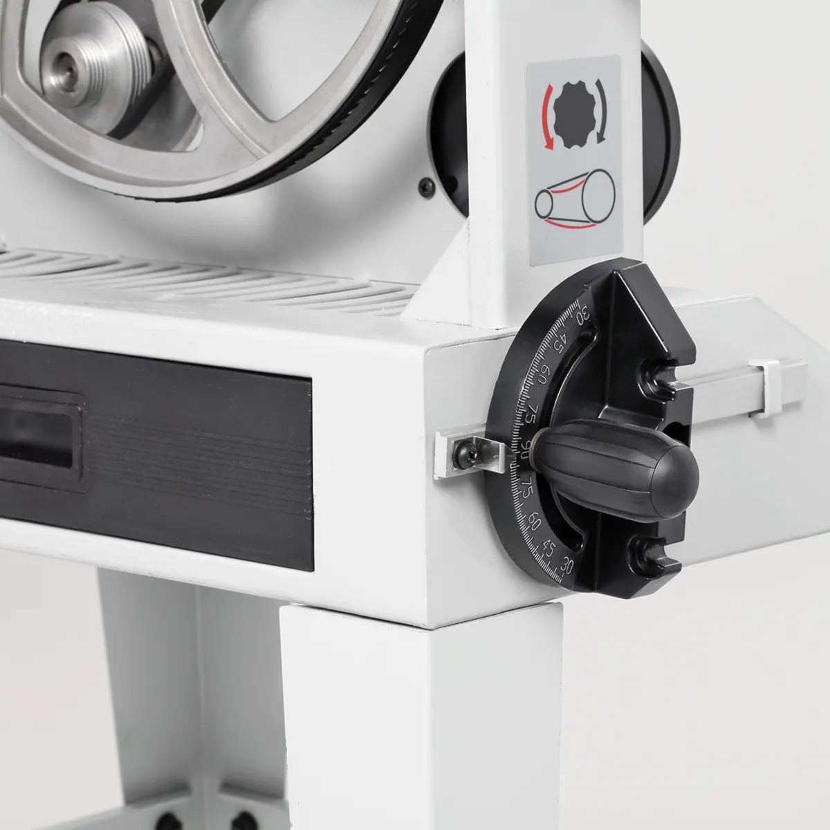 Станок ленточнопильный BELMASH WBS-304Фото 7214-10.jpg