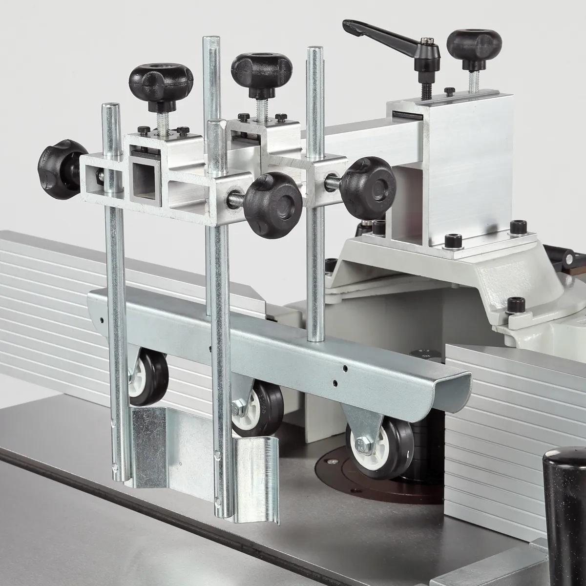 Фрезерный станок по дереву BELMASH MM2200P/400 (2.2 кВт, 400 В)Фото 7227-05.jpg