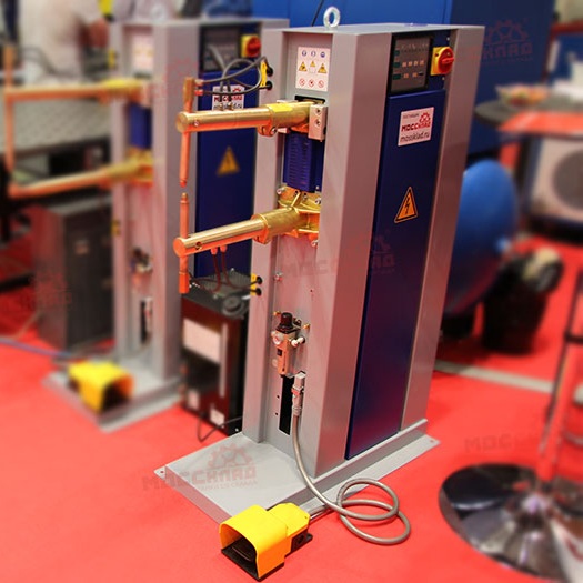 Машина точечной сварки PEI-POINT BSP 216 RF PX1700ECO с плечами 700 мм (нижнее уменьшенное)Фото 7573-03.jpg