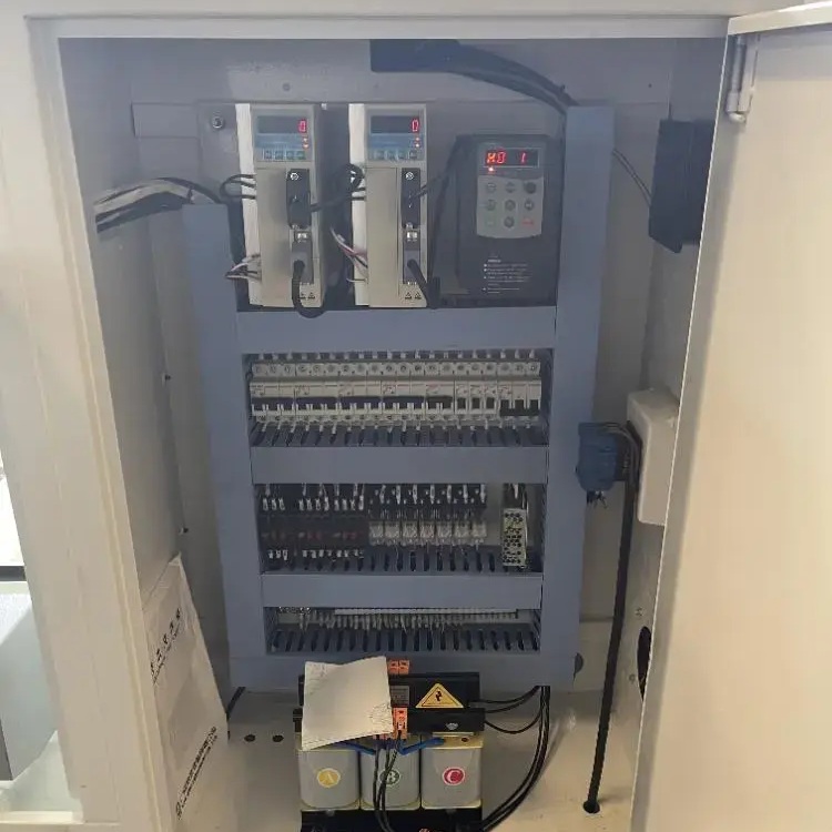 Токарный станок с ЧПУ REALREZ CK 0640Фото 7584-03.jpg