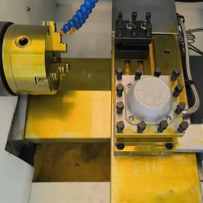 Токарный станок с ЧПУ REALREZ CK 0640Фото 7584-05.jpg