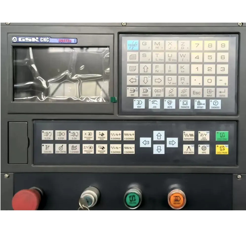 Токарный станок с ЧПУ REALREZ CK 6132х750 GAH6Фото 7586-04.jpg