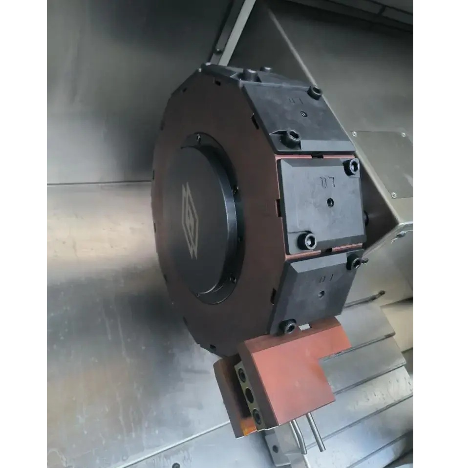 Токарный станок с ЧПУ REALREZ ТCK 460x350 с наклонной станиной (GSK988Ta)Фото 7591-07.jpg