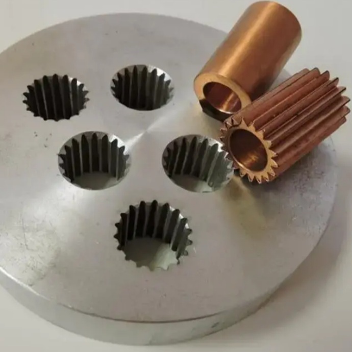 Электроэрозионный вырезной станок Realrez 450 (DK7745)Фото 7662-04.jpg