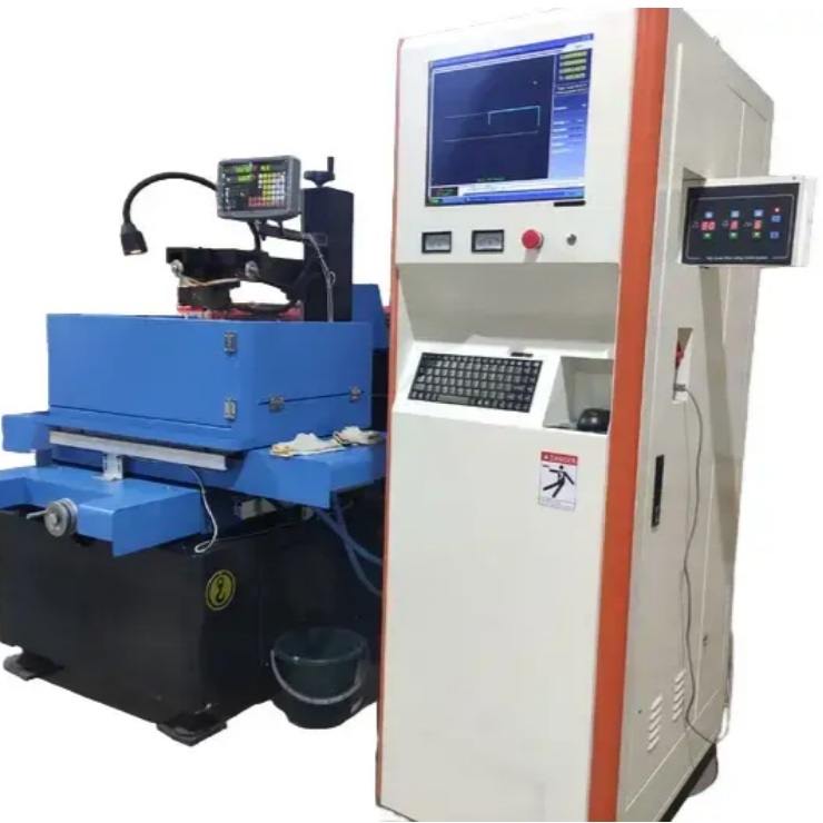 Электроэрозионный вырезной станок Realrez 450 (DK7745)Фото 7662-07.jpg