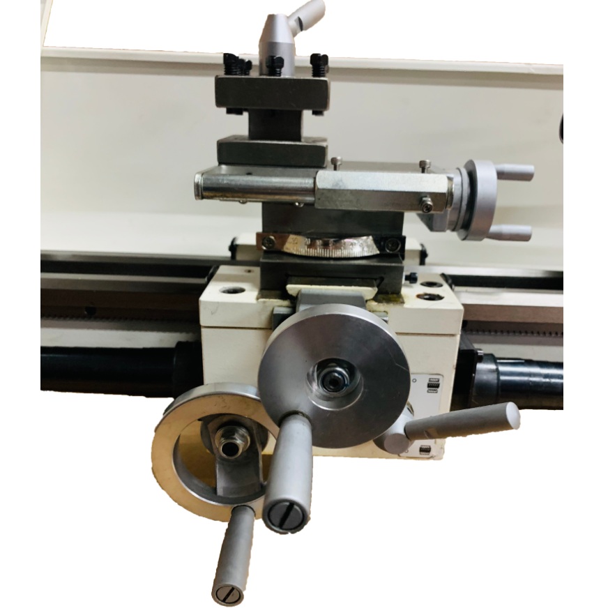 Токарно-винторезный станок REALREZ 210X500 220VФото 7725-07.jpg