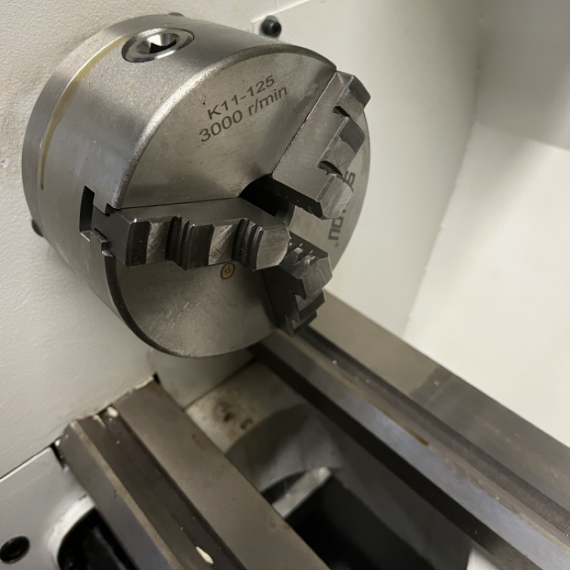 Токарно-винторезный станок REALREZ 280X700 220VФото 7729-06.jpg