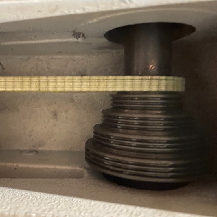 Токарный станок по дереву REALREZ R-1018 370 WФото 7878-06.jpg