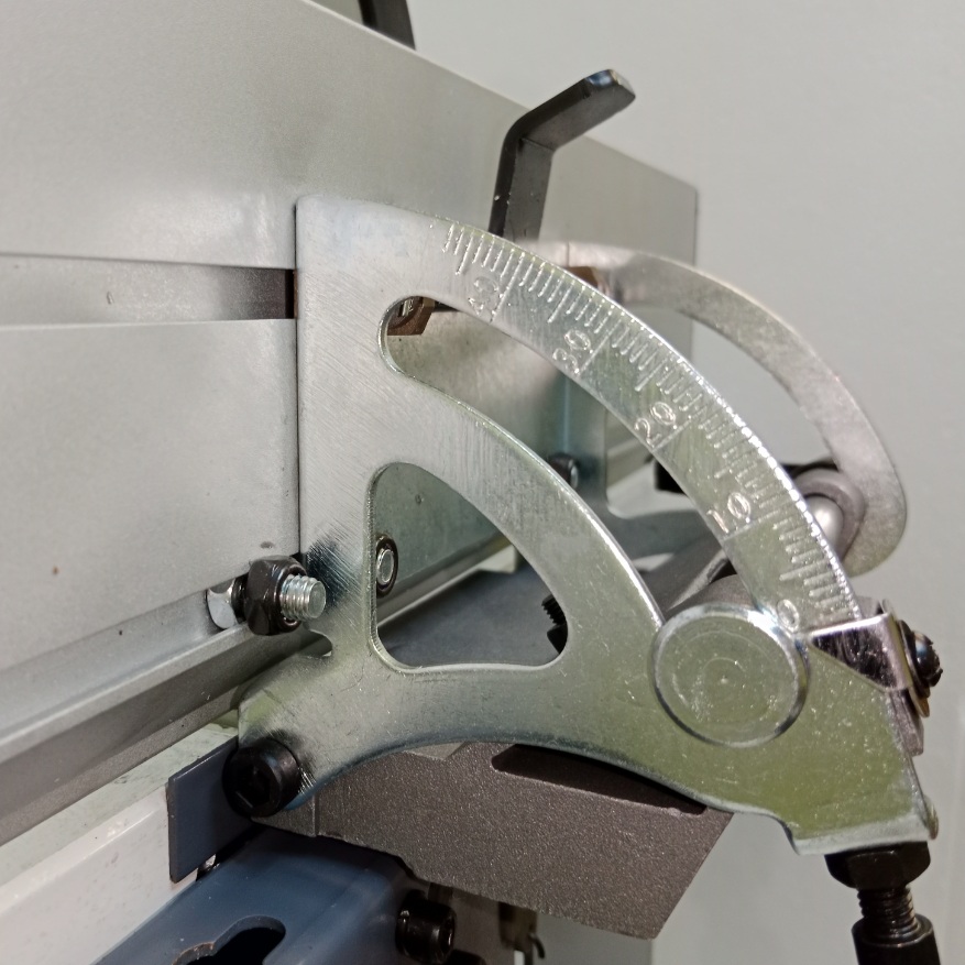 Фуговально-рейсмусовый станок REALREZ RWJP 204/210, 1500WФото 7894-08.jpg