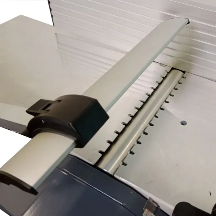 Фуговально-рейсмусовый станок REALREZ RWJP 254/120, 1800WФото 7898-03.jpg