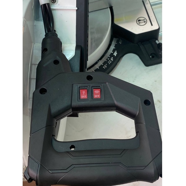 Торцовочная пила REALREZ RMS-305 2000WФото 7903-06.jpg