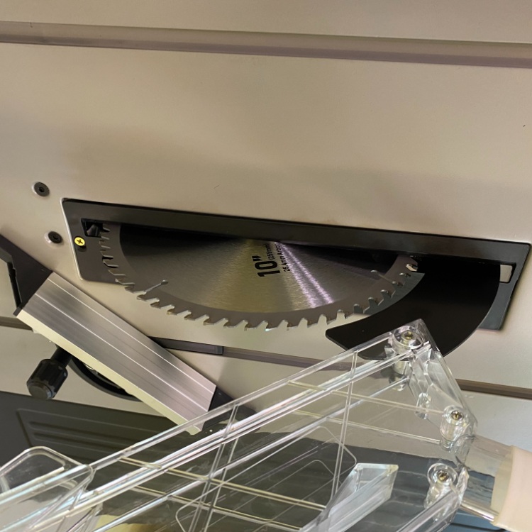 Циркулярная пила REALREZ RWTS 254, 2000WФото 7918-03.jpg