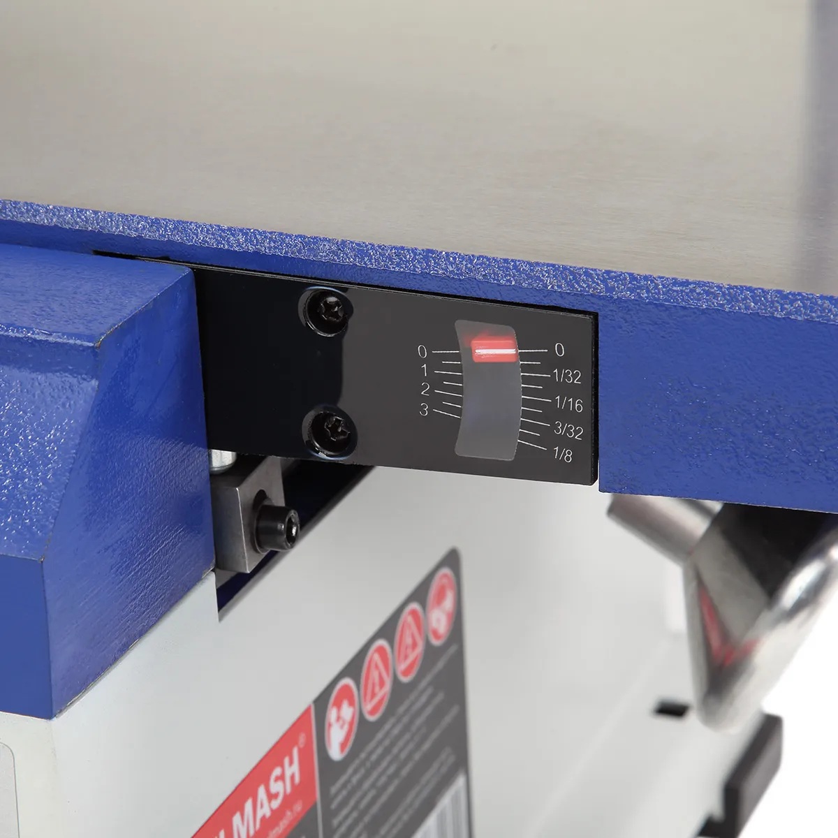 Фуговальный станок BELMASH J200/870AHФото 7966-05.jpg