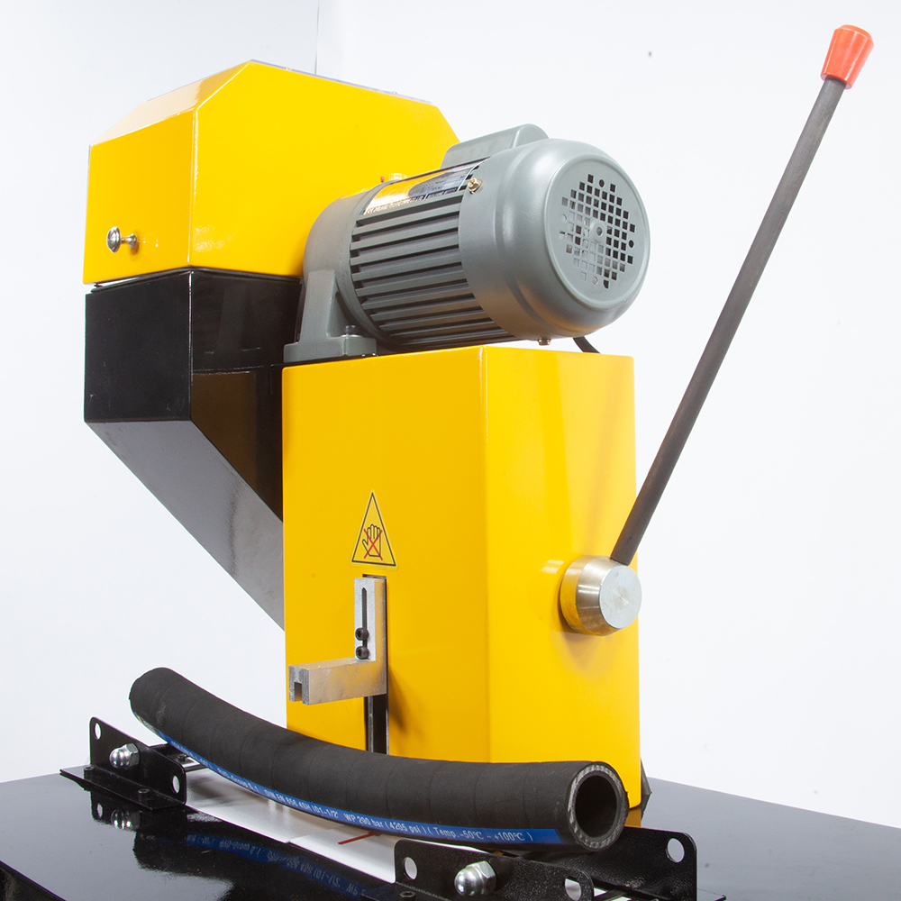 Станок окорочно-отрезной для РВД DOMICRON DM 51 RXS (220 В)Фото 8035-02.jpg