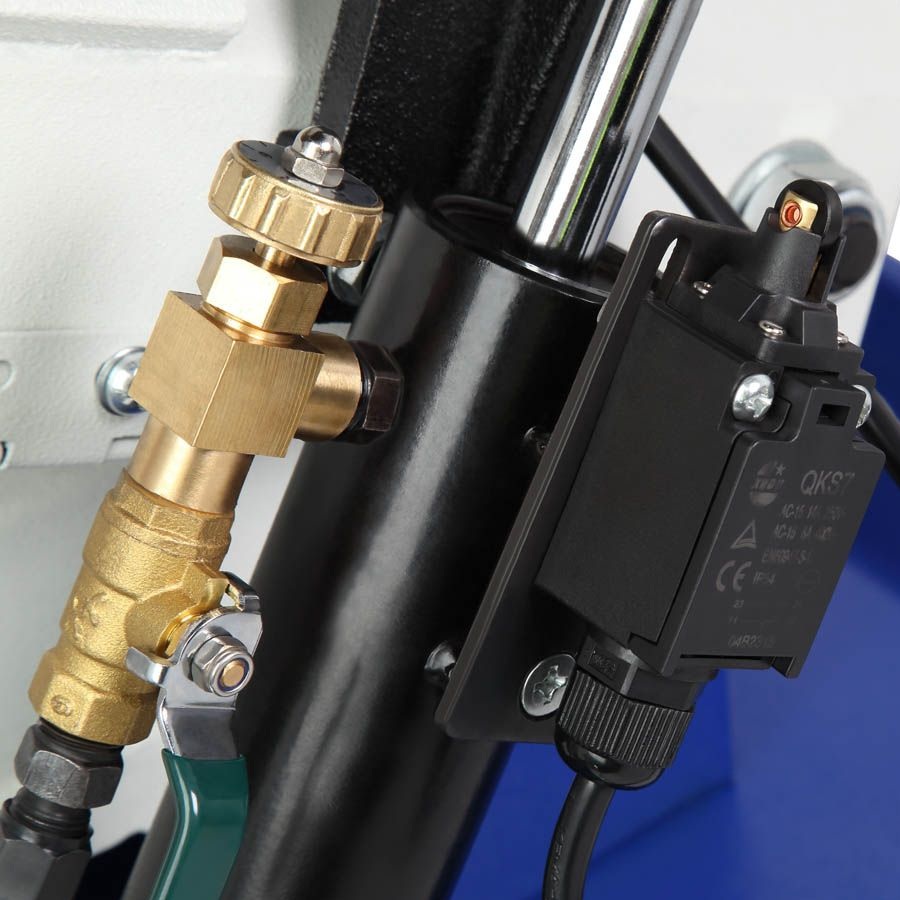 Ленточнопильный станок по металлу BELMASH MBS-712CH/400Фото 8077-03.jpg