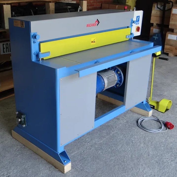 Электромеханическая гильотина MAZANEK GM-1250/1.5Фото 8521-02.jpg
