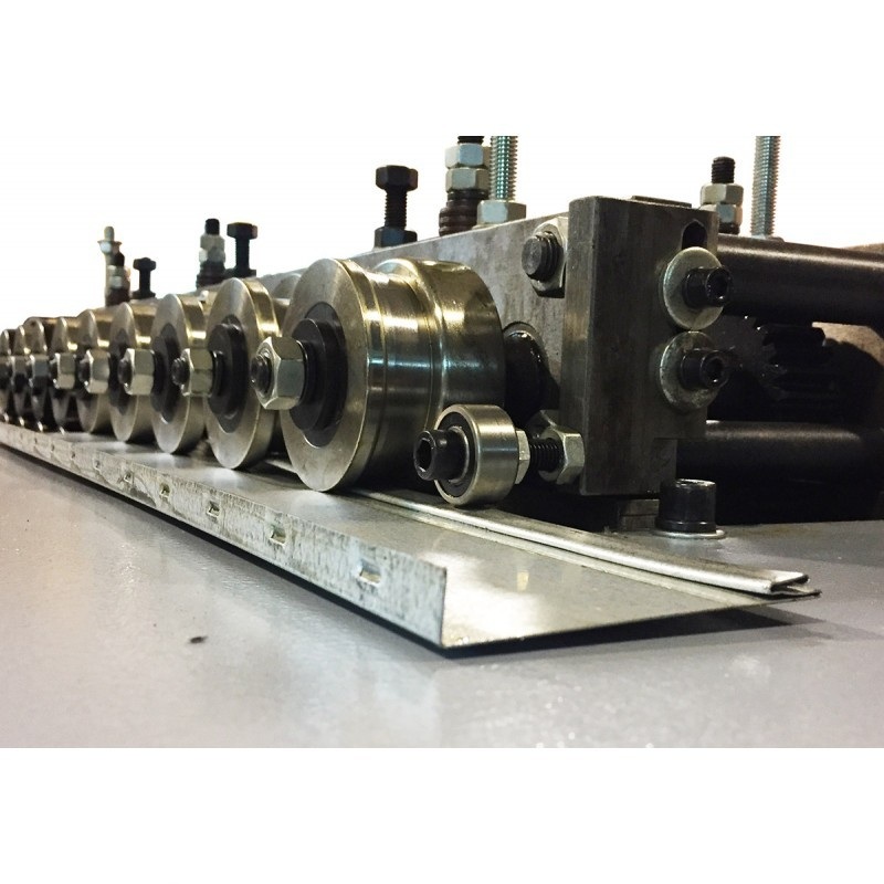 Фальцепрокатный станок для прокатки защелочного соединения Snap lock или Shapfalts для прямоугольных воздуховодовФото 8908-06.jpg