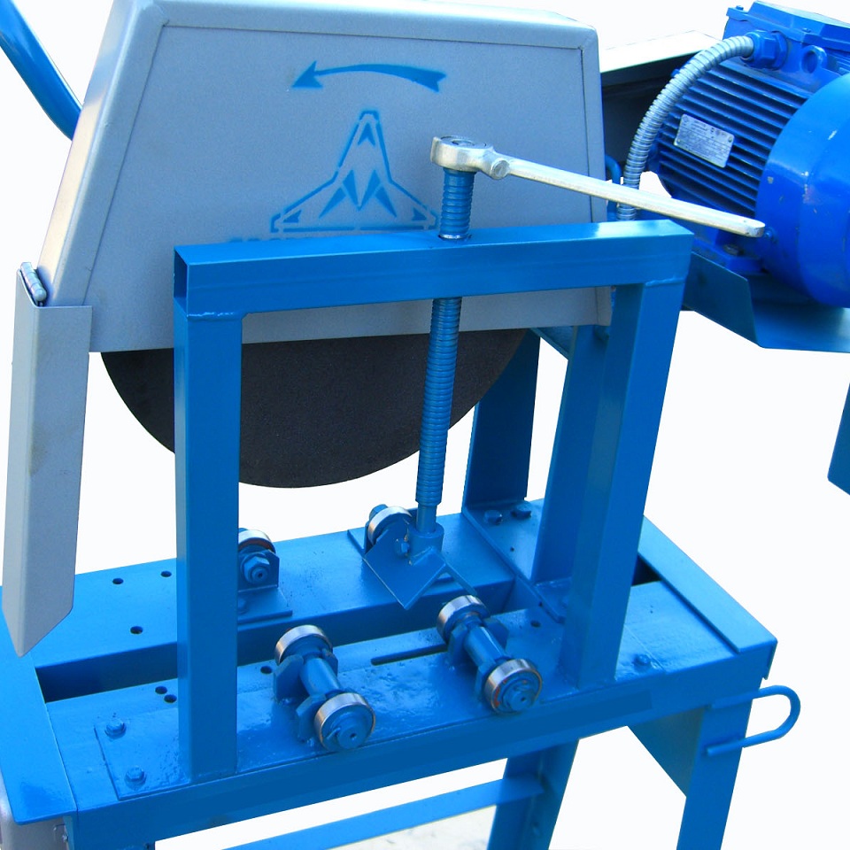 Станок отрезной маятниковый Металлица СОМ-400ДФото 8967-02.jpg