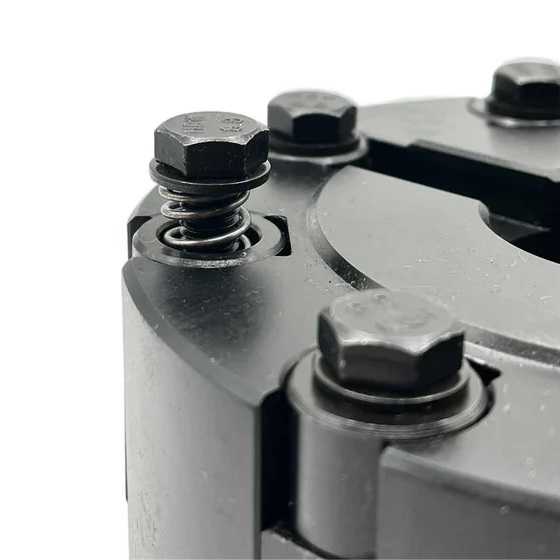 Фреза торцевая TORNERI 100 мм z=8 под пластину 5-ти гр. PN 110408 пос. 32 ммФото 9226-03.jpg