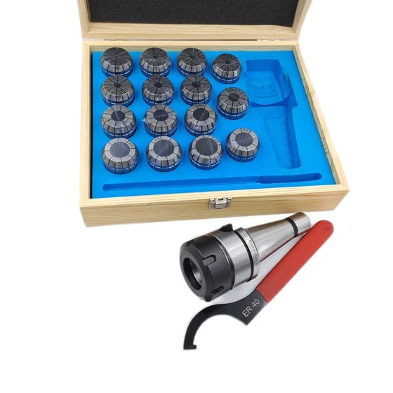 Патрон цанговый 7:24 NT40 с набором цанг ЕR 40 из 15 шт. (4-26 мм) TORNERIФото 9331-03.jpg