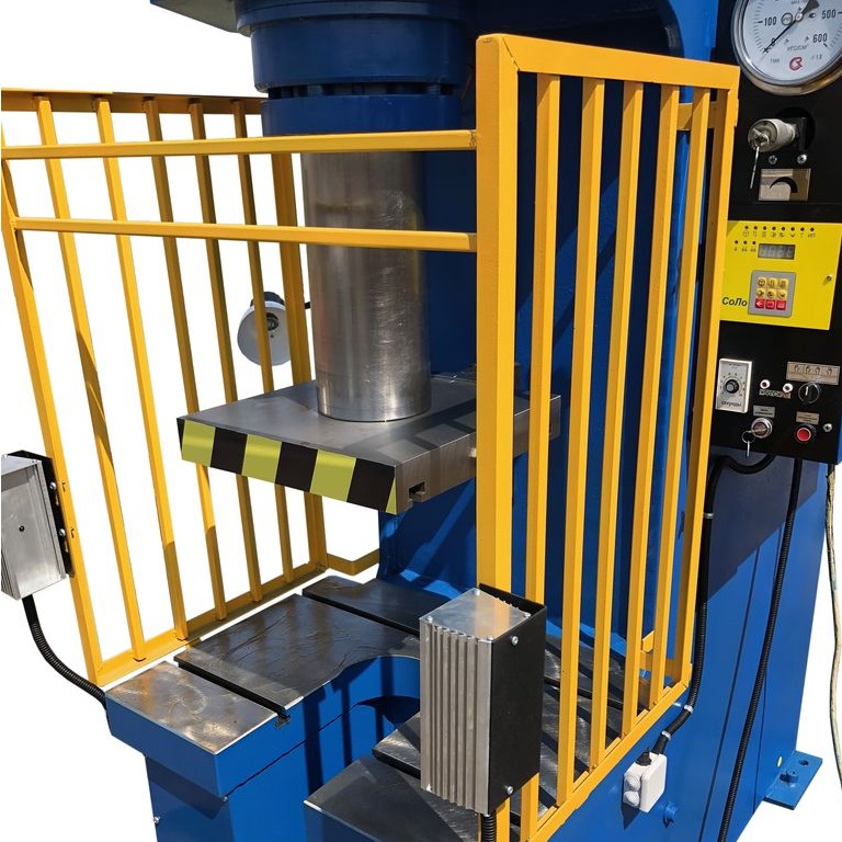 Пресс гидравлический вертикальный П6328Б (П6328) усилием 63 тонныФото 9658-03.jpg