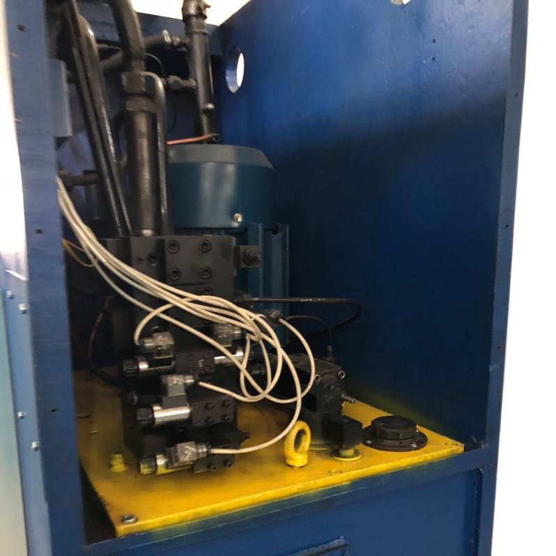 Пресс гидравлический вертикальный П6332Б (П6332) (усилие 160 тонн)Фото 9660-04.jpg