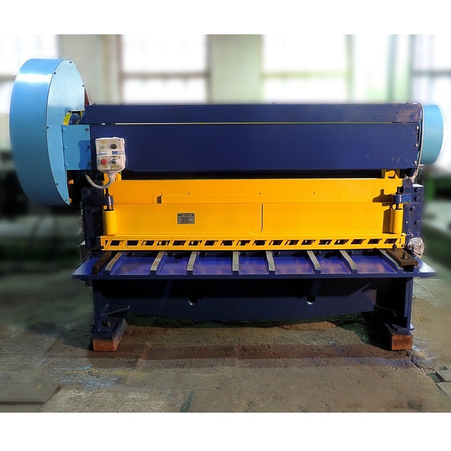 Механические гильотинные ножницы НЛ3418Б (6,3х2000мм)Фото 9664-03.jpg