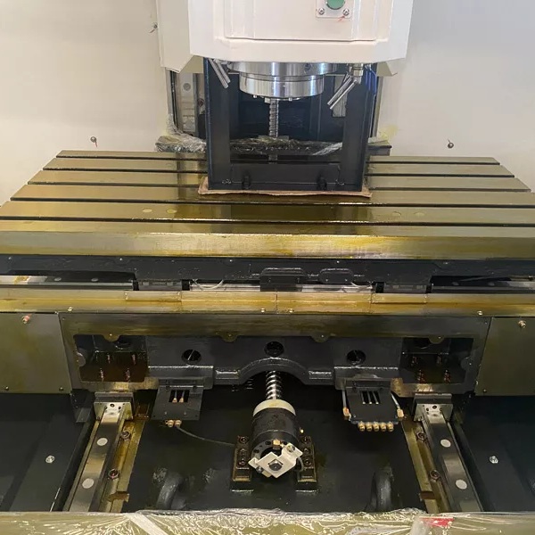 Фрезерный обрабатывающий центр 4-осевой KMT KVL850B (SED 855) HCNCФото 9671-03.jpg