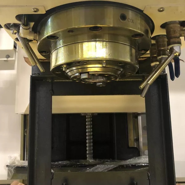 Фрезерный обрабатывающий центр 4-осевой KMT KVL850B (SED 855) HCNCФото 9671-06.jpg