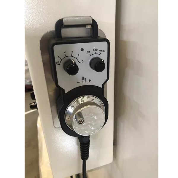 Фрезерный обрабатывающий центр 4-осевой KMT KVL850B (SED 855) HCNCФото 9671-09.jpg