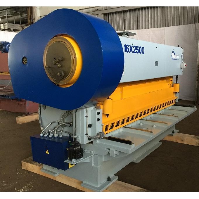 Механические гильотинные ножницы НЛ3423 (16х2000мм)Фото 9683-04.jpg