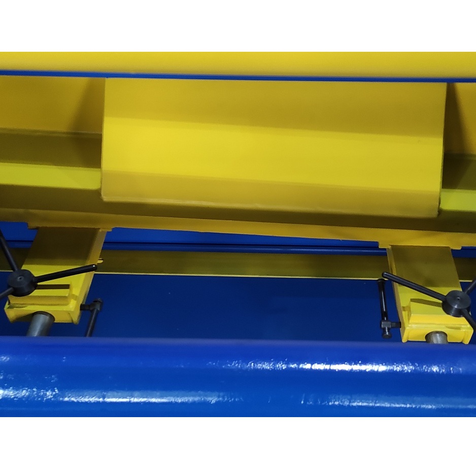 Механические гильотинные ножницы НЛ3427 (20 х 2000мм)Фото 9686-08.jpg