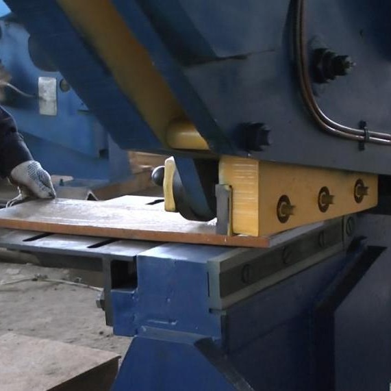 Пресс ножницы комбинированные ЮМЗ НГ5223Фото 9699-05.jpg