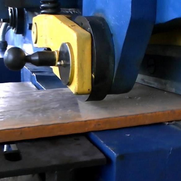 Пресс ножницы комбинированные ЮМЗ НГ5223Фото 9699-06.jpg