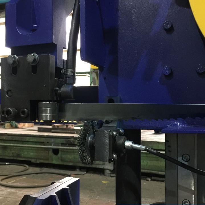 Ленточнопильный станок по металлу ЛПС8535 (350х500)Фото 9705-03.jpg