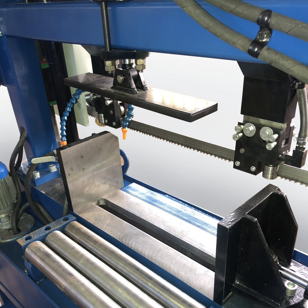 Ленточнопильный станок по металлу ЛПС8535 (350х500)Фото 9705-05.jpg