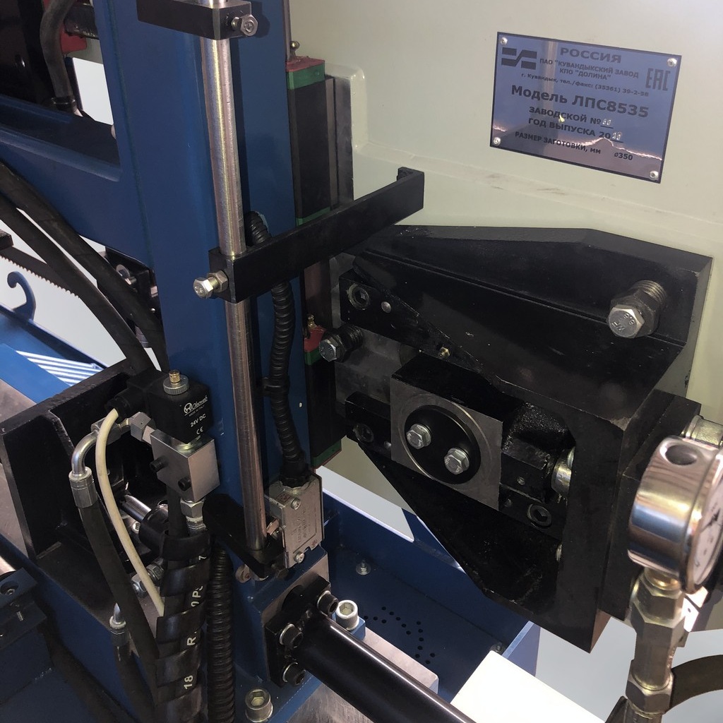 Ленточнопильный станок по металлу ЛПС8535 (350х500)Фото 9705-11.jpg