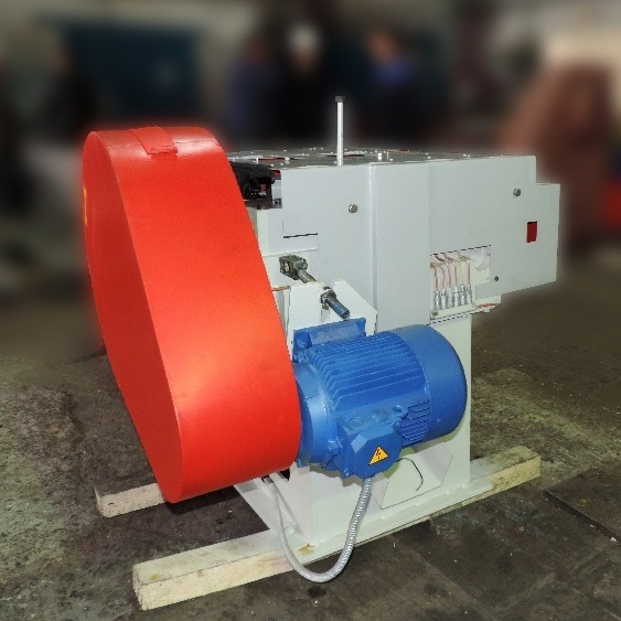 Гвоздильный автомат АГ4115Фото 9723-07.jpg