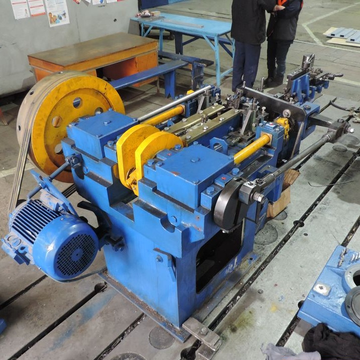 Гвоздильный автомат АГ4115Фото 9723-09.jpg