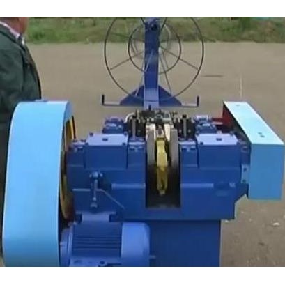 Гвоздильный автомат АГ4116Фото 9724-03.jpg