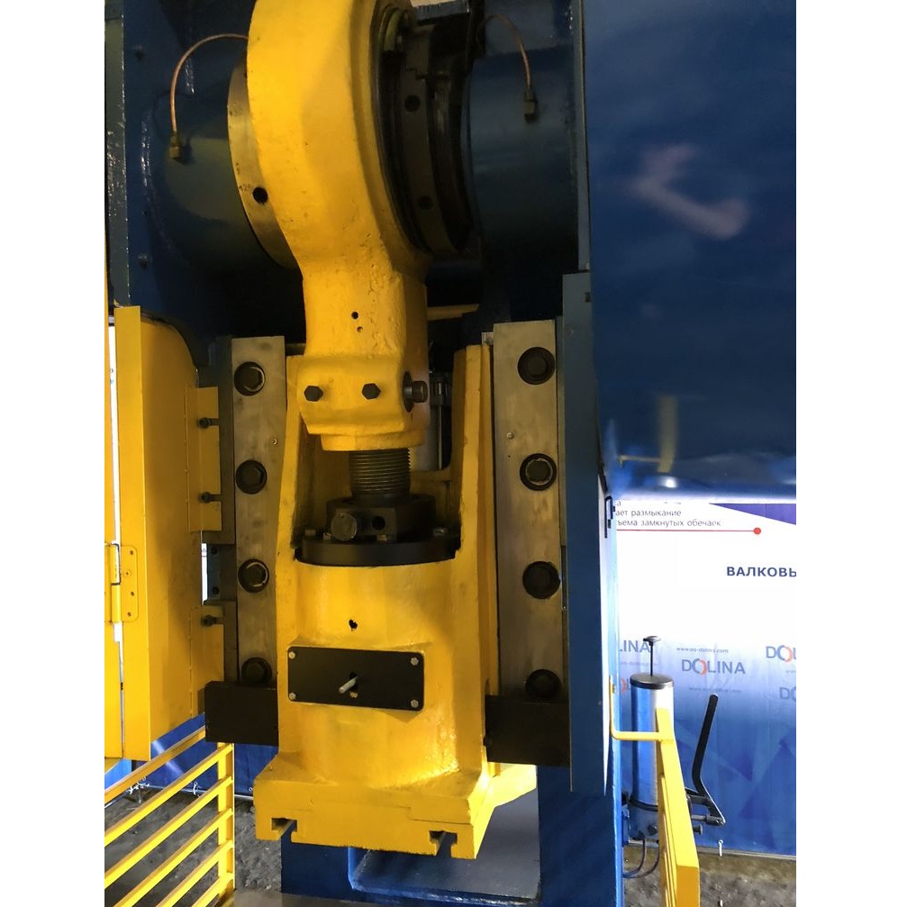 Пресс кривошипный КД2130 (КЕ2130, К2130) усилием 100 тоннФото 9741-02.jpg