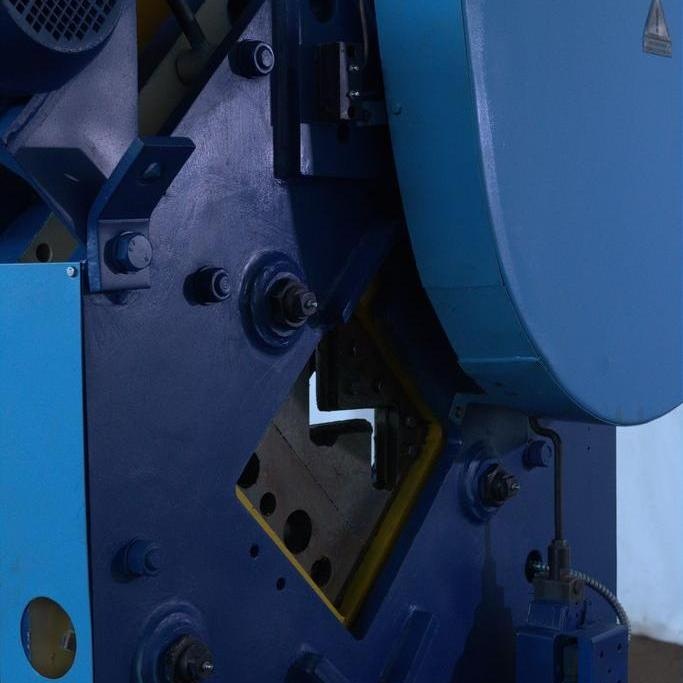 Станок для резки металла и арматуры НГ1430АФото 9758-05.jpg