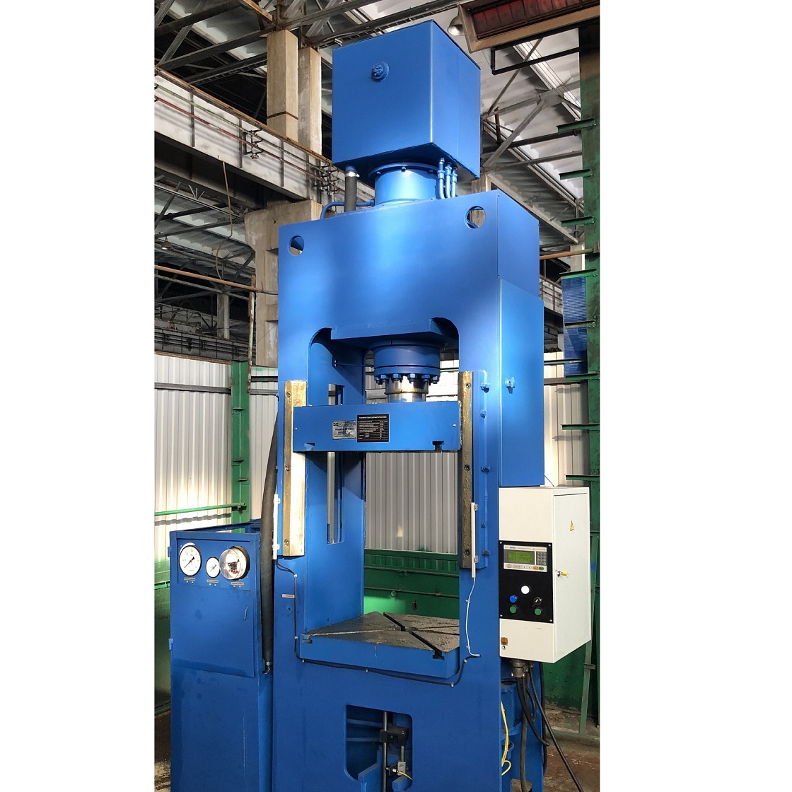 Пресс для пластмасс ДГ2430Фото 9773-07.jpg